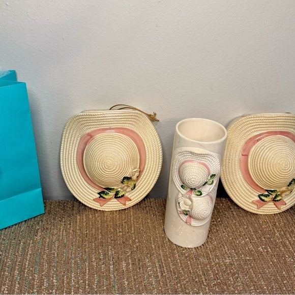 🌸Vintage Flower Pots💐 - Picture 2 of 3